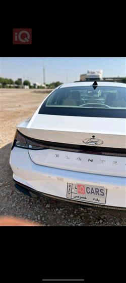 هیوندای ئەلەنترا